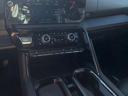 Certified 2024 GMC Sierra 2500 AT4 w/ AT4 Preferred Package image 11