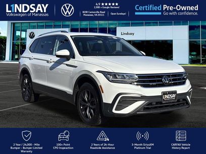 Used 2022 Volkswagen Tiguan SE w/ Panoramic Sunroof Package