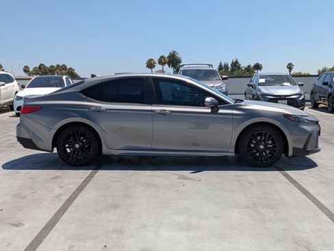 Certified 2025 Toyota Camry SE w/ Convenience Package FWD image 4