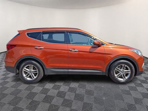 Used 2018 Hyundai Santa Fe Sport w/ 2.4L Tech Package 04 FWD image 7