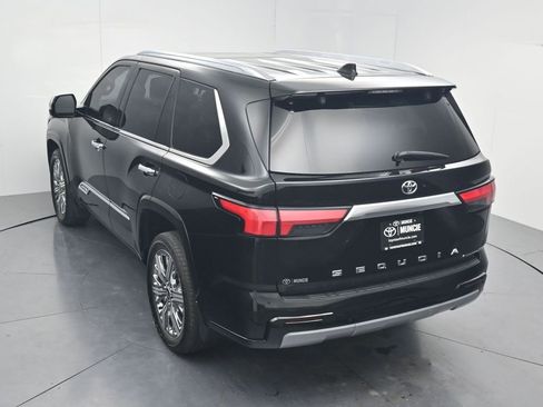 Used 2025 Toyota Sequoia Capstone AWD/4WD image 63