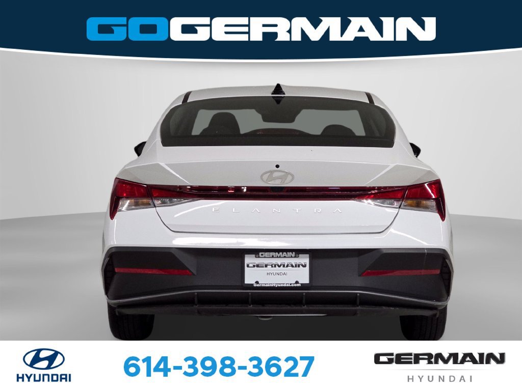 Certified 2026 Hyundai Elantra SE FWD image 9