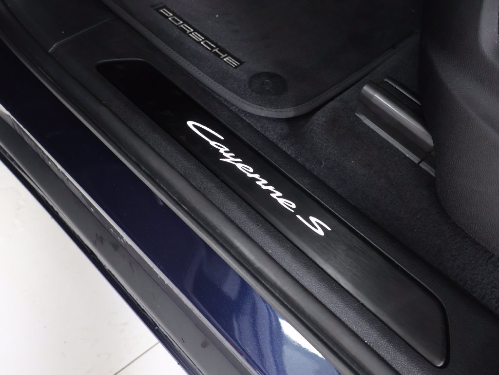 Certified 2026 Porsche Cayenne S AWD/4WD image 22