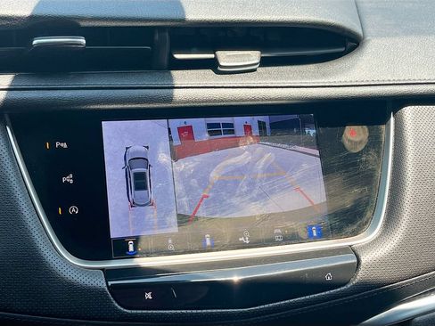 Used 2025 Cadillac XT5 Sportv w/ Technology Package AWD/4WD image 14