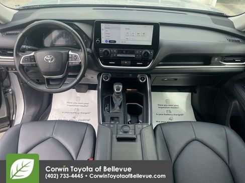 Used 2024 Toyota Grand Highlander XLE image 11