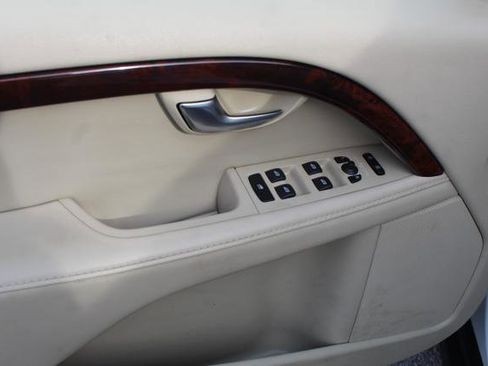 Used 2015 Volvo XC70 3.2 Premier Plus image 15