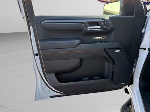 Used 2024 GMC Sierra 1500 AT4 w/ AT4 Preferred Package image 14