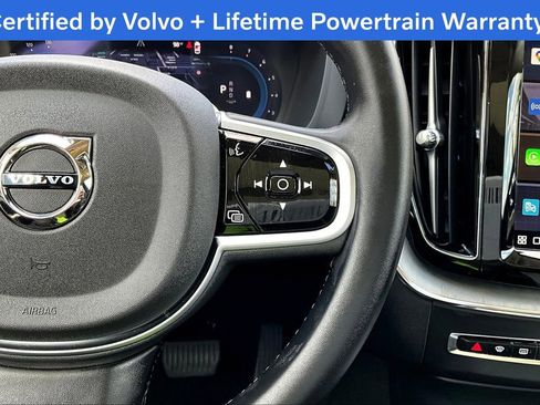 Used 2025 Volvo XC60 B5 Plus image 26