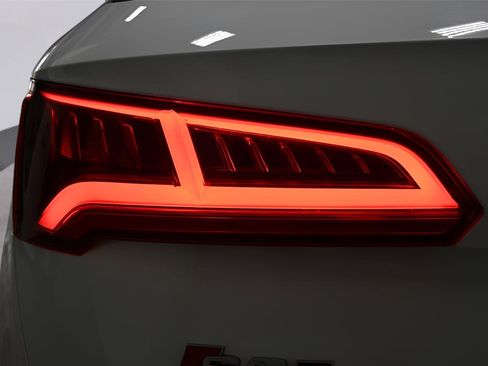 Used 2018 Audi SQ5 Prestige image 35