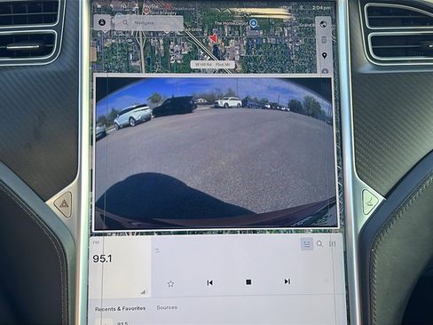 Used 2016 Tesla Model S P90D image 24