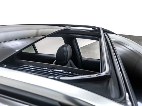 Certified 2025 Mercedes-Benz GLE 350 4MATIC image 23