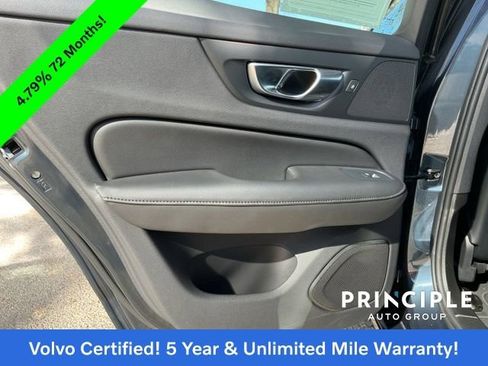 Certified 2025 Volvo S60 B5 Core image 26