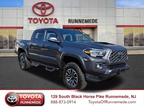 Used 2022 Toyota Tacoma TRD Sport AWD/4WD image 1