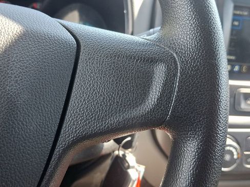 Used 2019 Chevrolet Colorado W/T image 22