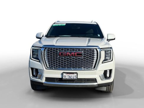 Used 2023 GMC Yukon XL Denali image 8