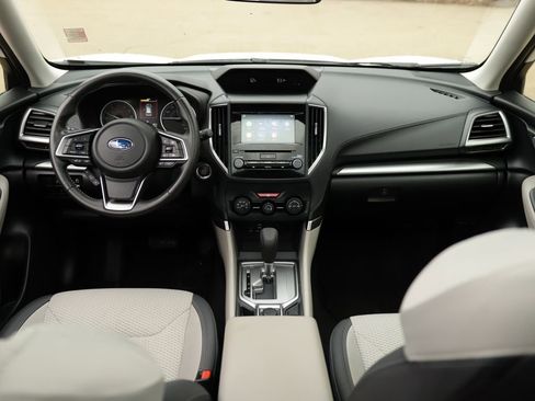 Used 2023 Subaru Forester Premium image 21