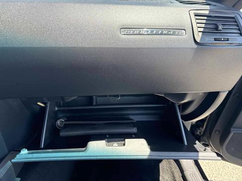 Used 2013 Dodge Challenger SXT RWD image 18