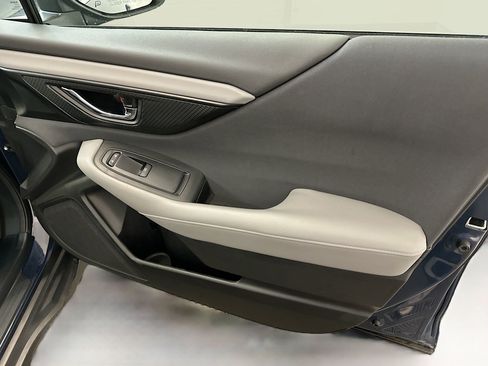 Used 2025 Subaru Outback Premium image 35