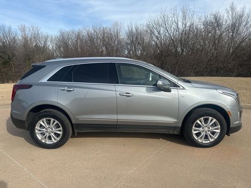 Used 2025 Cadillac XT5 Luxury image 6