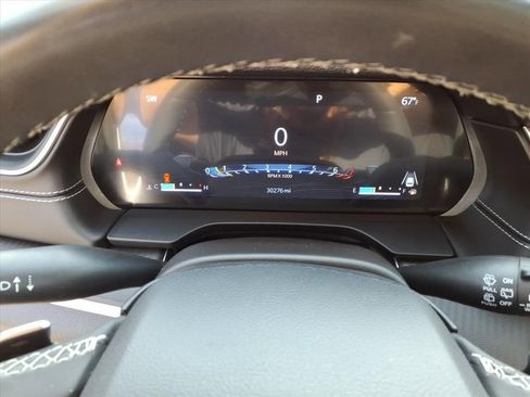 Used 2023 Jeep Grand Cherokee Limited w/ Luxury Tech Group II image 25