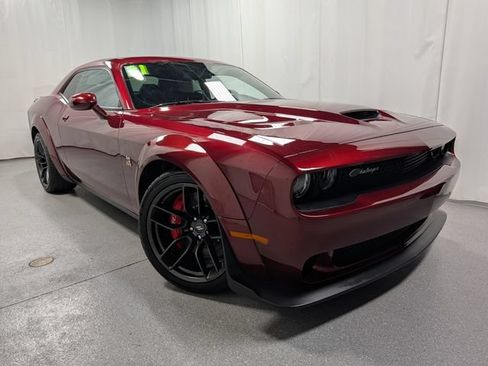 Used 2021 Dodge Challenger R/T Scat Pack RWD image 2