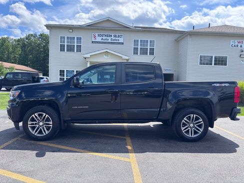 Used 2021 Chevrolet Colorado W/T w/ Custom Special Edition AWD/4WD image 1