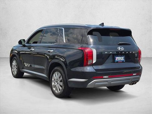 Used 2024 Hyundai Palisade SEL FWD image 8