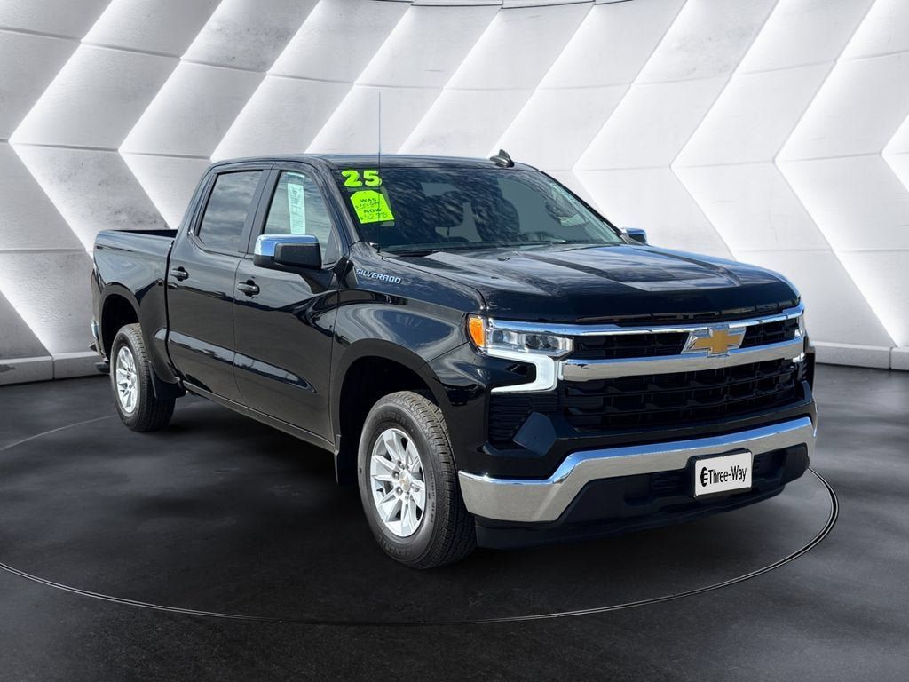 Certified 2025 Chevrolet Silverado 1500 LT RWD image 7
