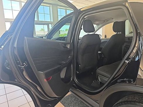 Used 2023 Ford Escape Active AWD/4WD image 27