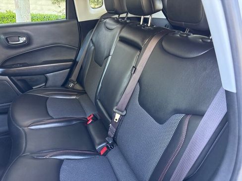 Used 2021 Jeep Compass Trailhawk image 13