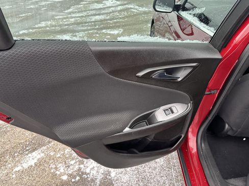 Used 2023 Chevrolet Malibu RS image 18