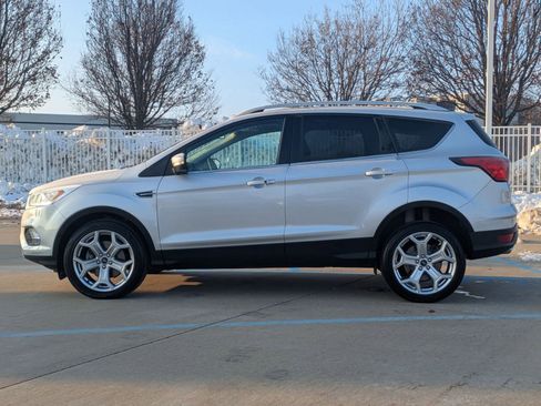 Used 2019 Ford Escape Titanium AWD/4WD image 9