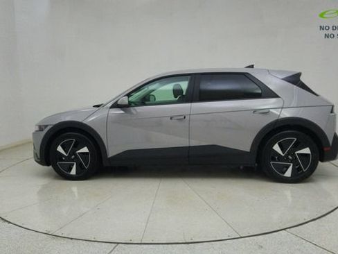 Used 2025 Hyundai Ioniq 5 SE RWD image 65