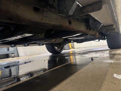 Used 2013 Chevrolet Tahoe LTZ image 14