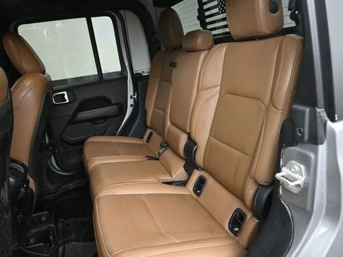 Used 2020 Jeep Gladiator Rubicon image 33