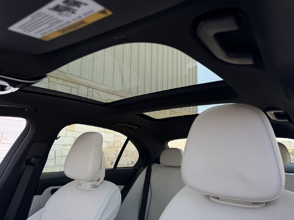 Used 2022 Mercedes-Benz C 300 Sedan image 23