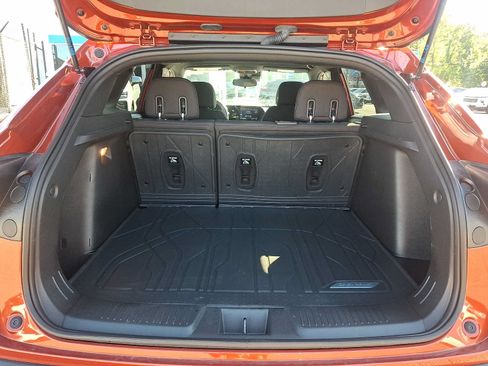 Used 2024 Chevrolet Trax RS w/ Driver Confidence Package FWD image 27