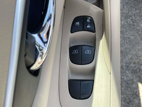 Used 2016 Nissan Altima 2.5 SL w/ 2.5 Technology w/LED Package image 16