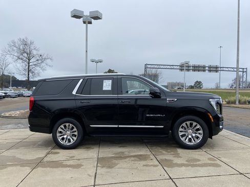 Used 2025 GMC Yukon Denali image 12