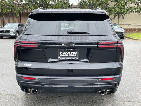 Used 2024 Chevrolet Traverse LT w/ Midnight/Sport Edition image 6