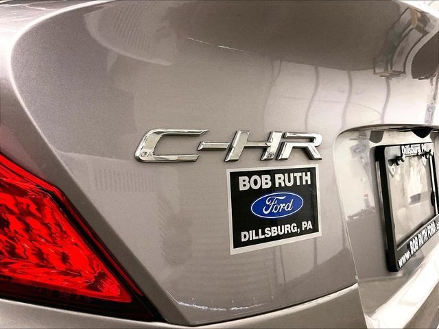Used 2018 Toyota C-HR XLE FWD image 13