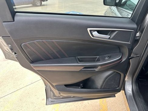 Used 2023 Ford Edge ST-Line AWD/4WD image 24