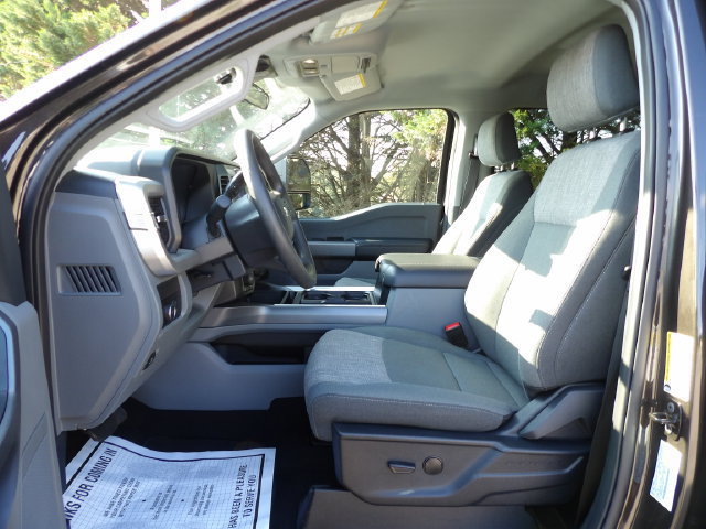 Used 2025 Ford F250 XLT w/ FX4 Off-Road Package AWD/4WD image 19