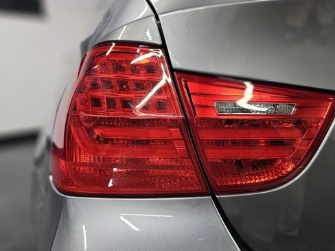 Used 2011 BMW 328i Sedan RWD image 37