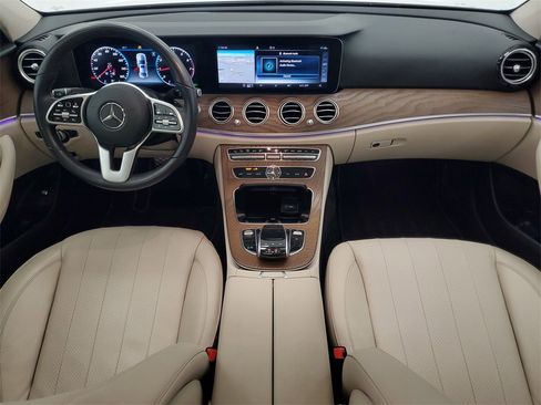 Used 2020 Mercedes-Benz E 350 4MATIC Sedan image 15