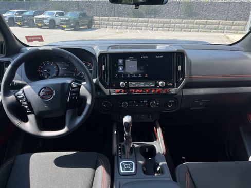 New 2026 Nissan Frontier PRO-4X w/ Pro-4x Convenience Package AWD/4WD image 3