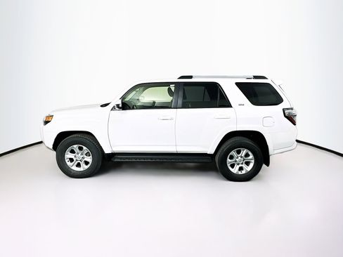 Used 2024 Toyota 4Runner SR5 image 4