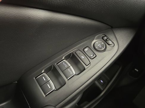 Used 2021 Honda Accord EX image 31