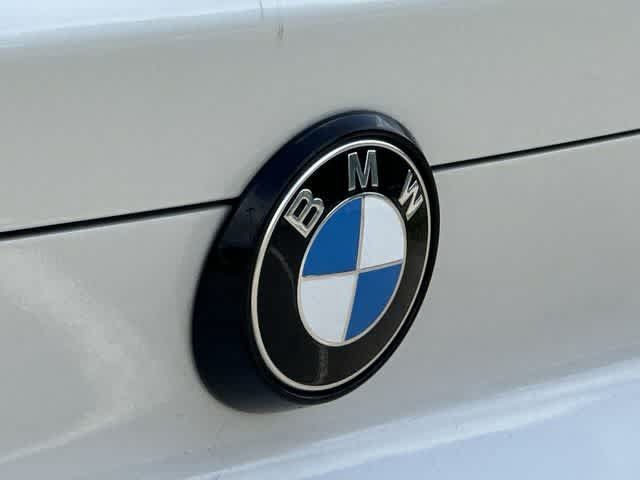 Used 2023 BMW X6 xDrive40i w/ Executive Package AWD/4WD image 19