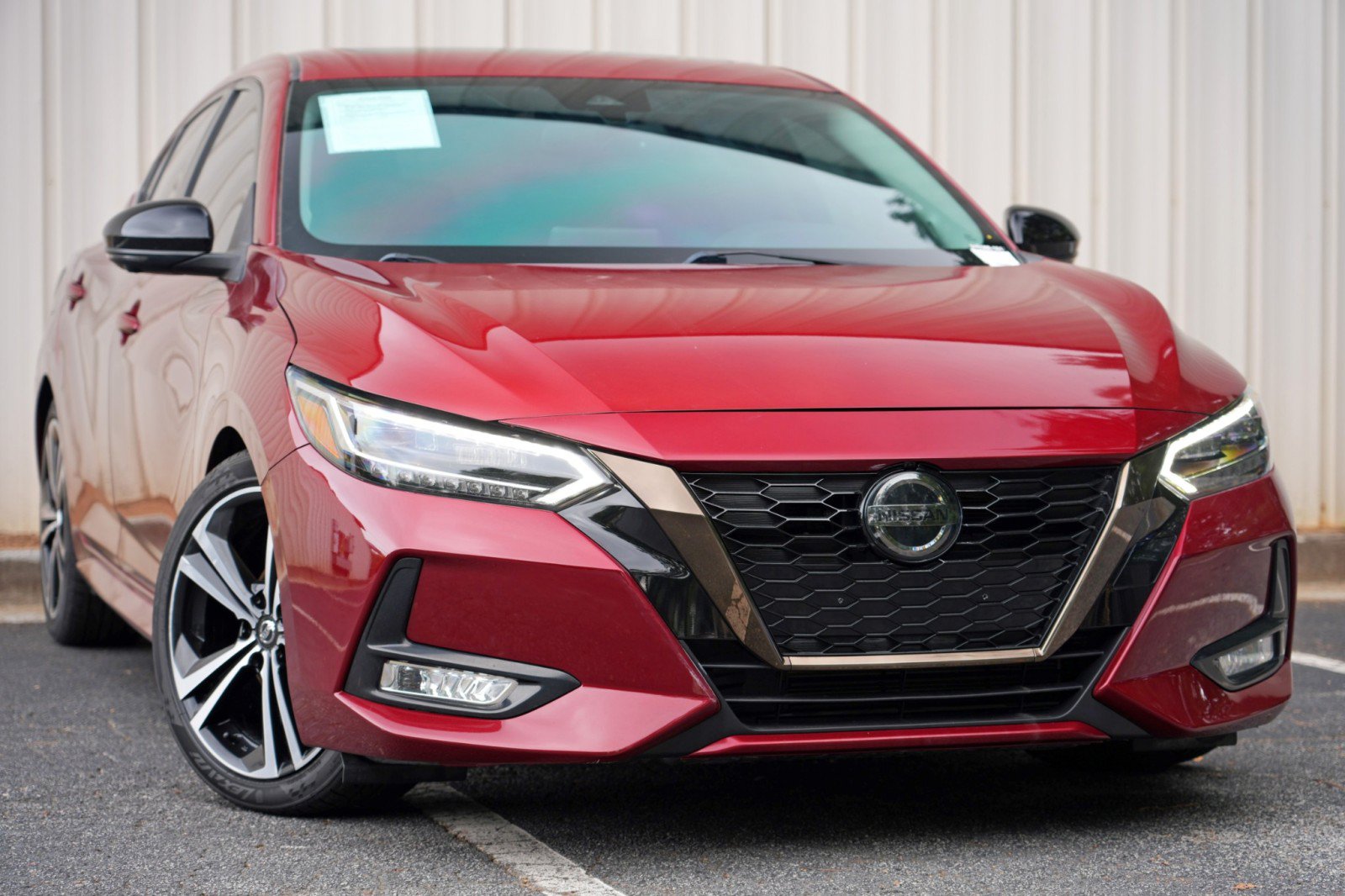 Used 2020 Nissan Sentra SR w/ Premium Package FWD image 2